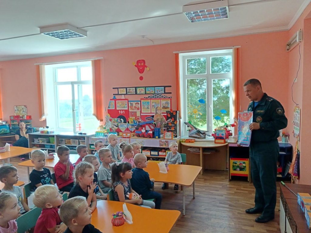 Важные правила безопасности малышам