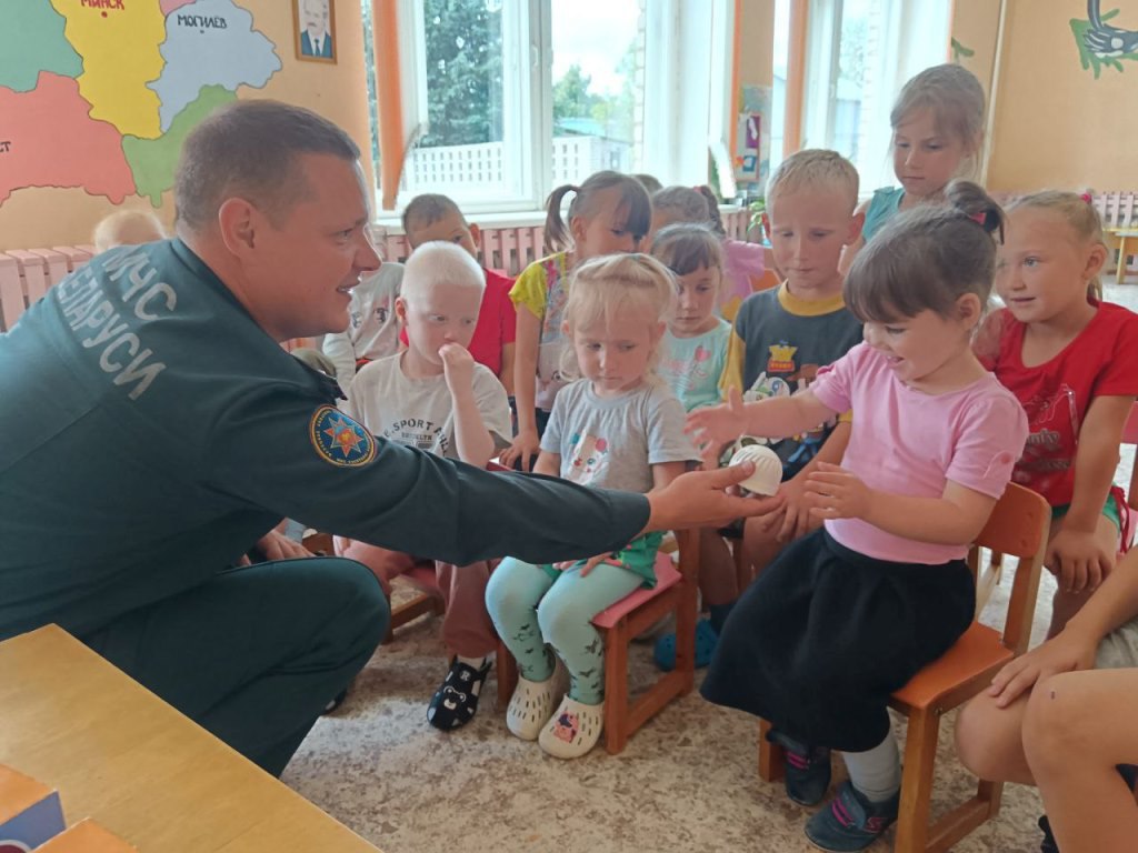 Азы безопасности дошкольникам