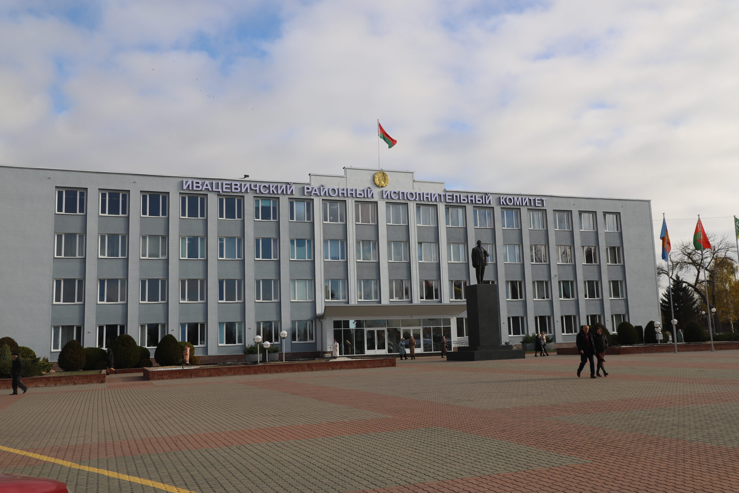 Наведение порядка на земле,комфорт жилья и работу отрасли животноводства обсудили на очередном заседании райисполкома