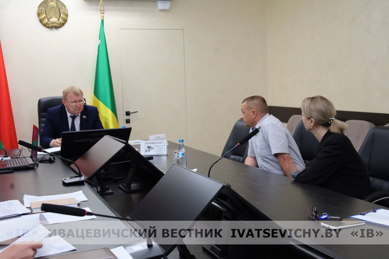 Жилищные и вопросы тепло- и водоснабжения: состоялся очередной прием граждан